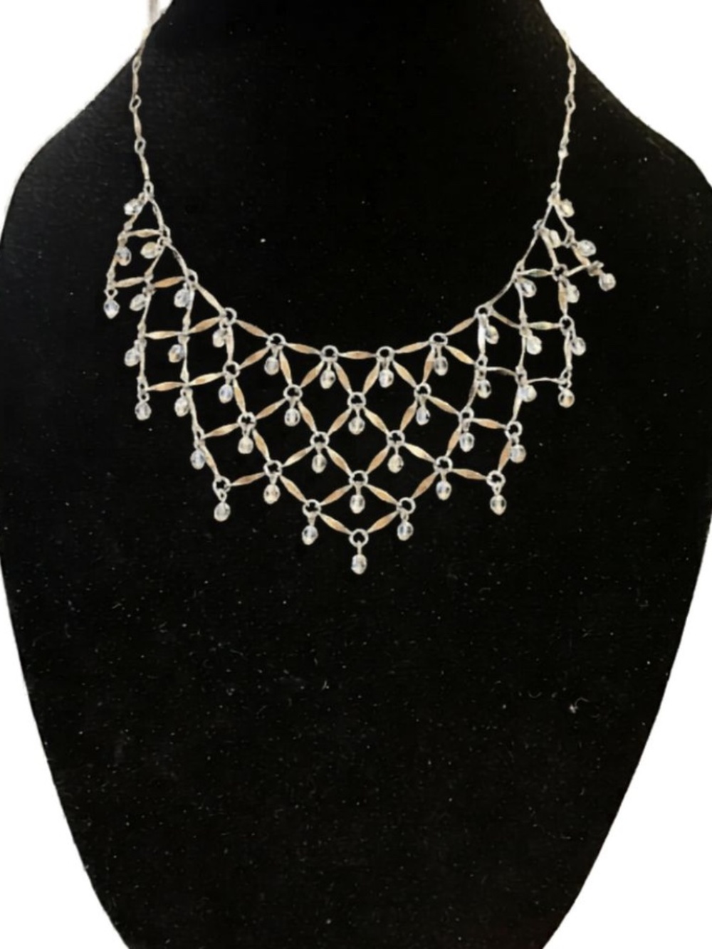 Delicate statement necklace